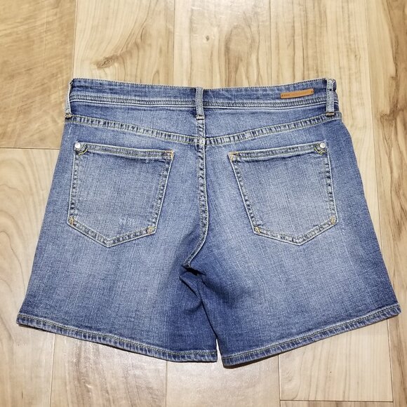 Anthropologie Pilcro Hyphen Distressed Mid-Rise Denim Shorts 27 Womens 32x6.5 - Picture 9 of 9
